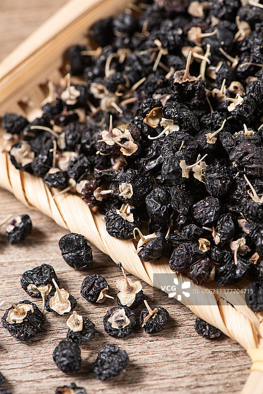 中药材滋补黑枸杞图片素材