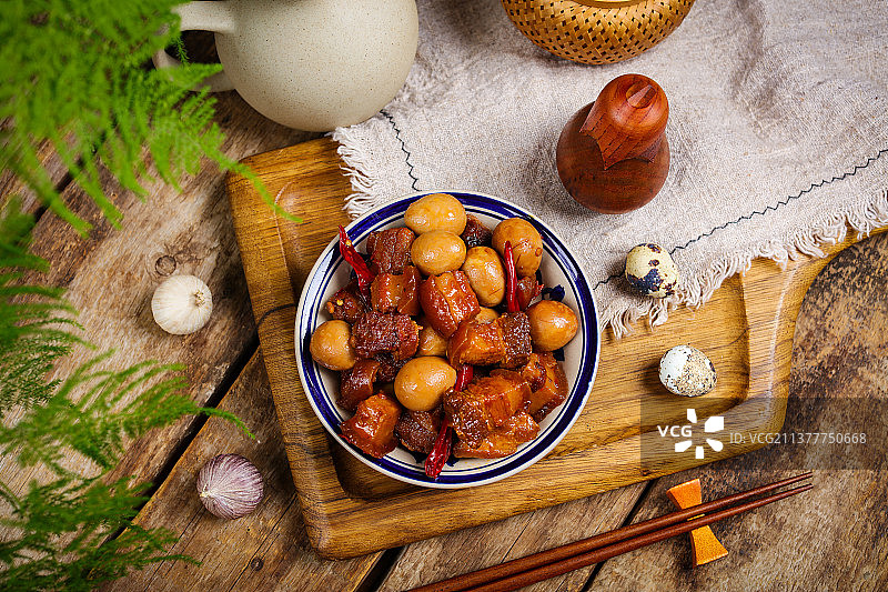 美味鹌鹑蛋红烧肉图片素材