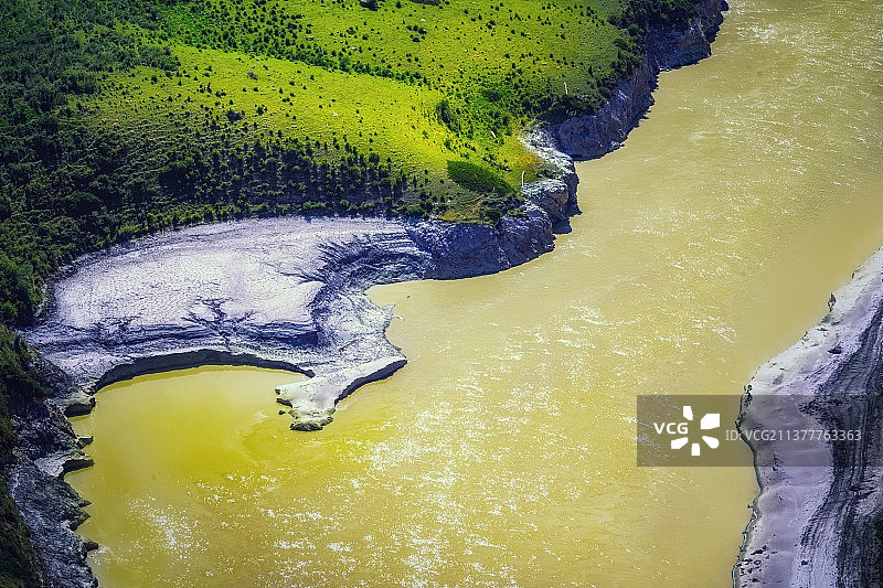 喀拉峻草原的鳄鱼湾图片素材