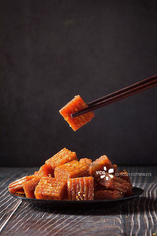 辣条面筋零食小吃图片素材
