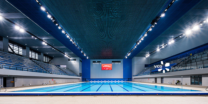 东安湖大运会多功能跳水游泳馆图片素材