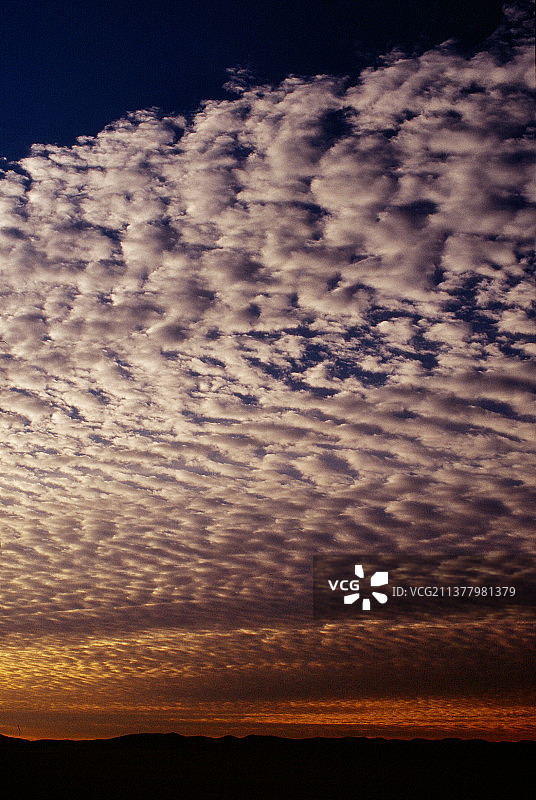 层云叠翠图片素材