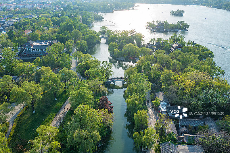 航拍济南大明湖风光图片素材
