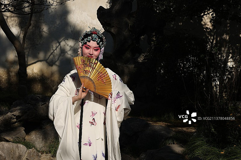 苏州园林昆曲人物图片素材