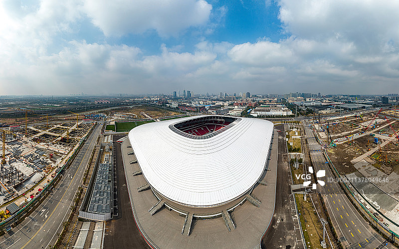 航拍上海浦东足球场图片素材
