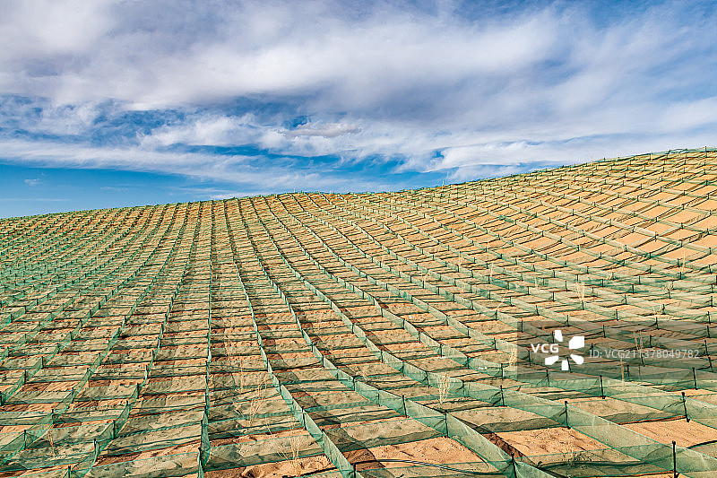 山丘固沙网图片素材