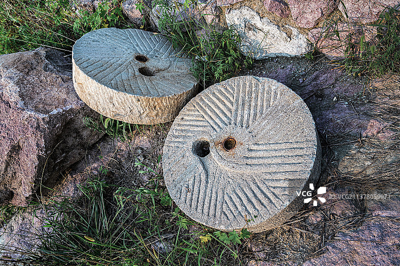 山东即墨前南庄石墨坑遗址图片素材