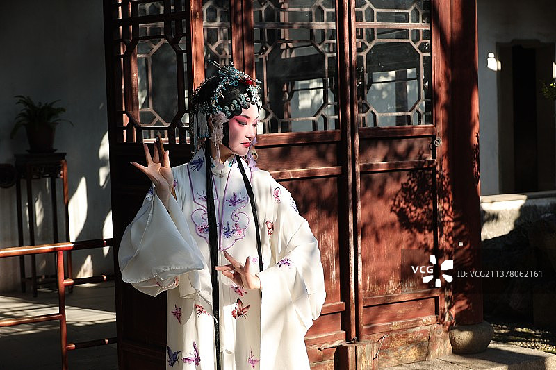 苏州园林昆曲人物图片素材