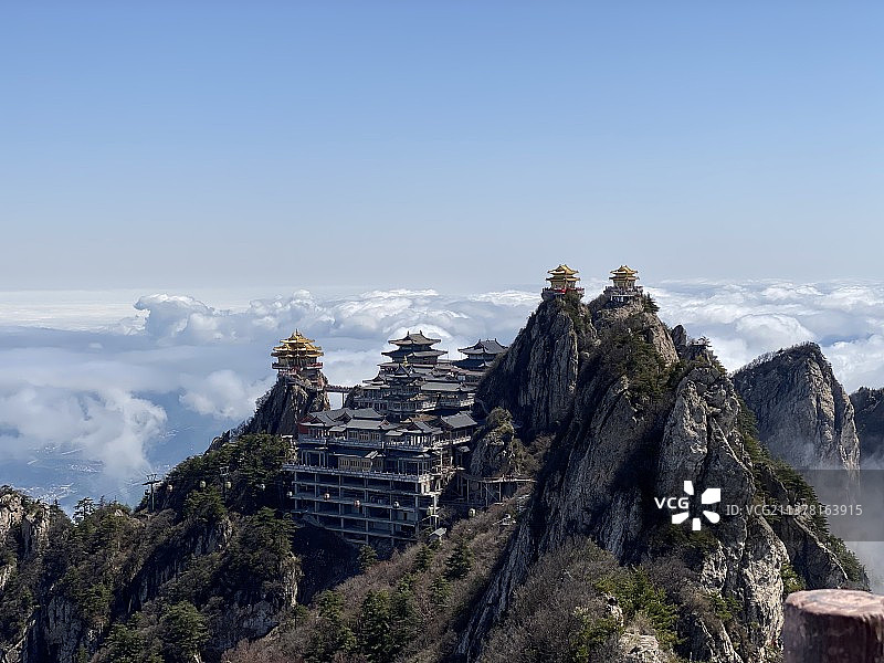 洛阳老君山 金顶图片素材