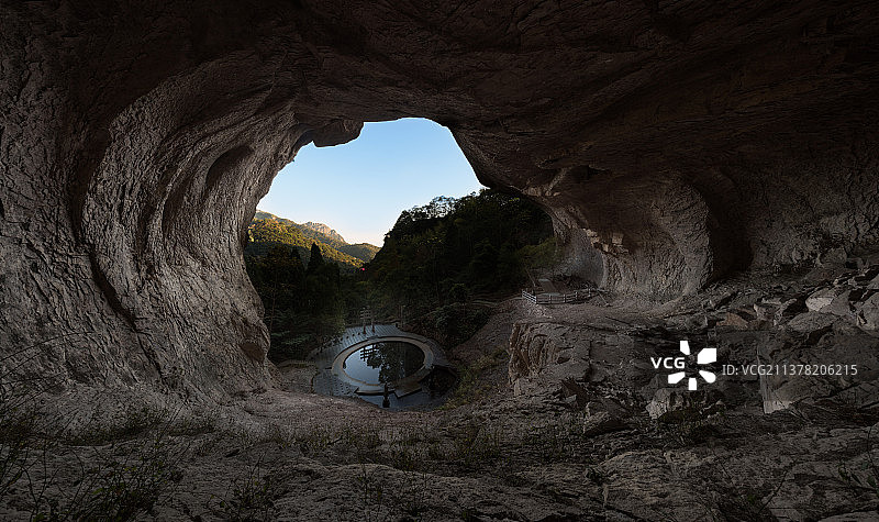 浙江温州雁荡山方洞自然风景图片素材