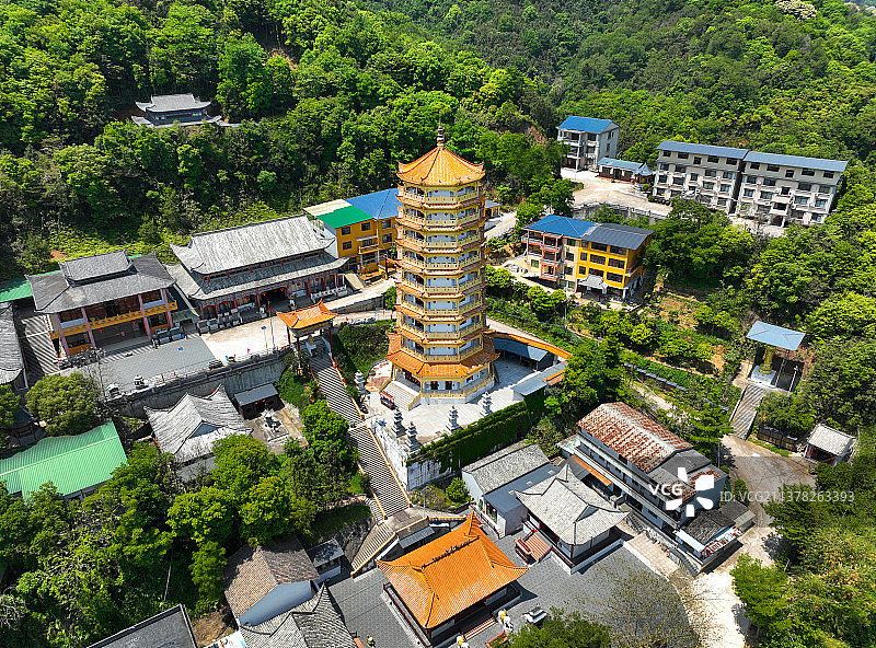 广东省惠州市博罗县象头山国家级自然保护区明珠禅寺航拍图片素材