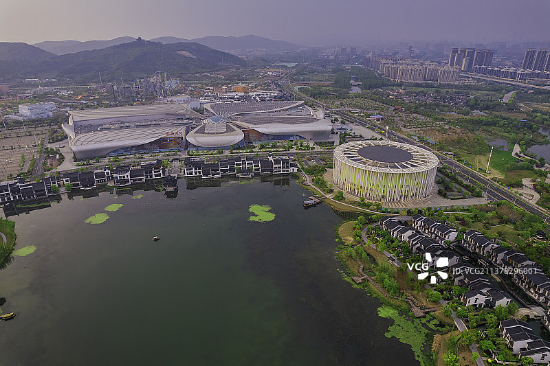 航拍江南仿古风格城市建筑图片素材