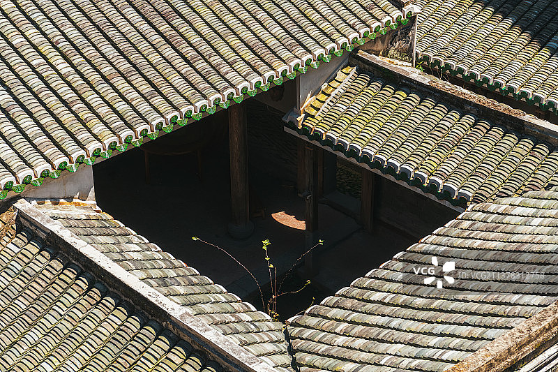 世界文化遗产、全国重点文物保护单位，福建省龙岩市南溪土楼群——衍香楼（土楼沟南江景区）天井特写图片素材