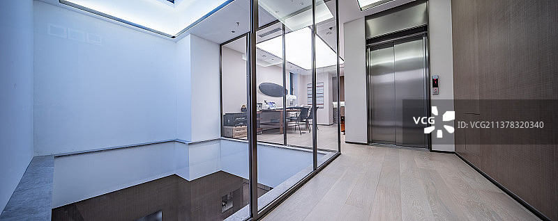 样板间电梯口通道图片素材