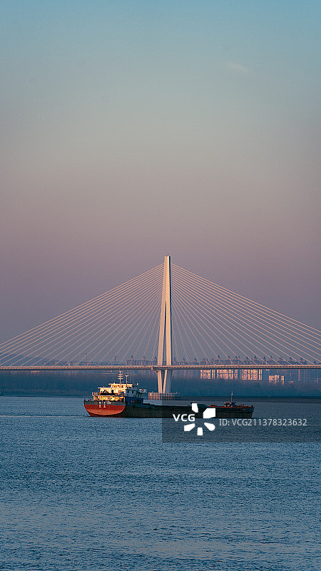 跨江大桥风光图片素材