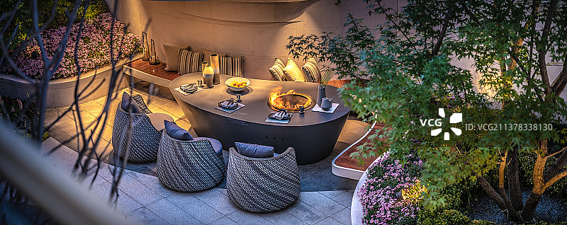 别墅庭院休闲区沙发图片素材