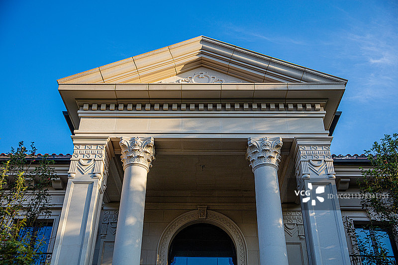 房地产别墅建筑外部特写图片素材