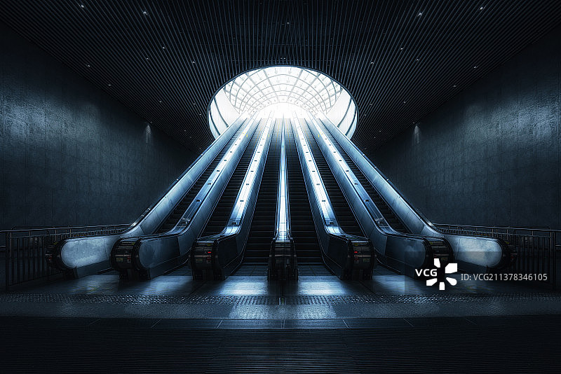 通往光明图片素材