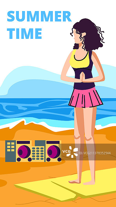 夏季竖版banner：女士在海滩放松图片素材