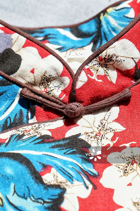 红色旗袍领口盘扣图片素材