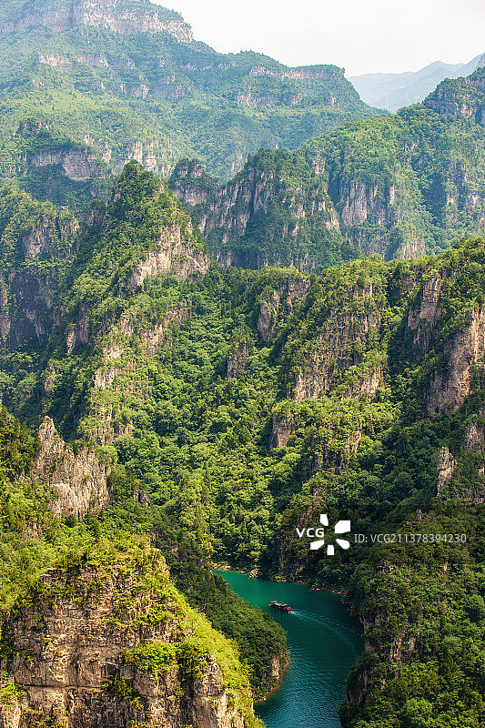 中国河南焦作修武县峰林峡景区太行山夏季风光高视角拍摄图片素材