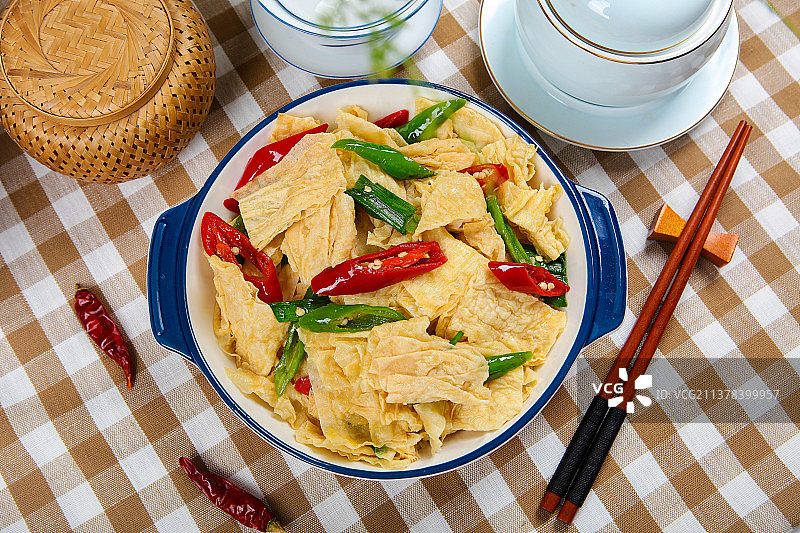 鲜香炒腐竹图片素材