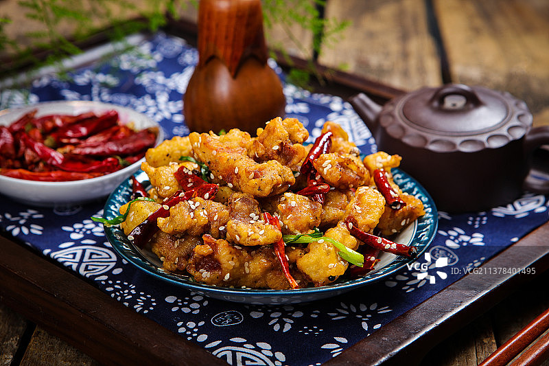 鲜美可口炒酥肉图片素材