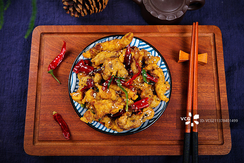 鲜美可口炒酥肉图片素材