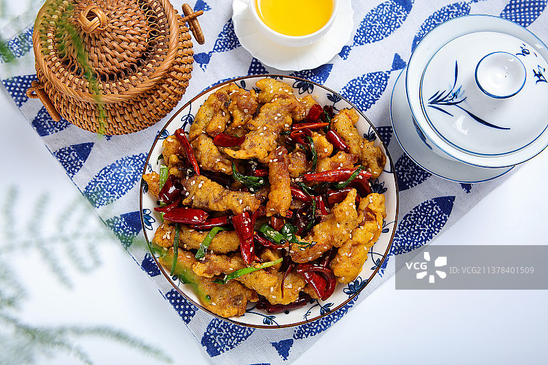 鲜美可口炒酥肉图片素材