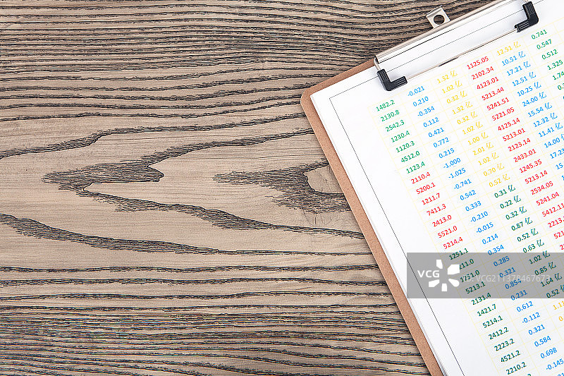 桌子上的账单文件图片素材