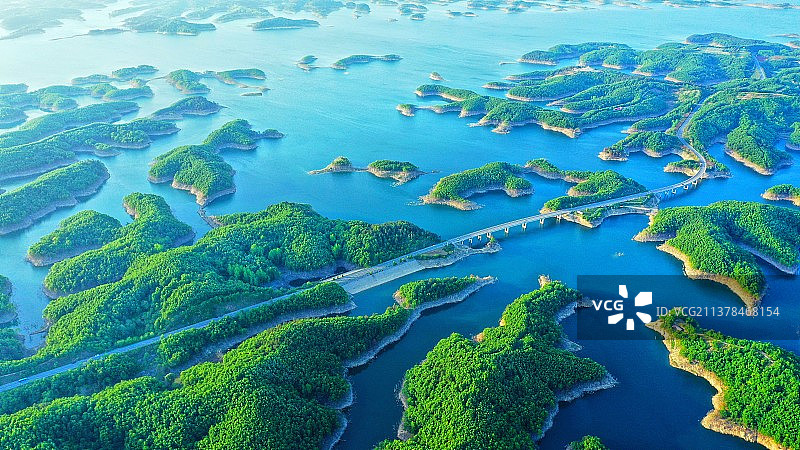 湖北丹江口:环库公路春色图片素材