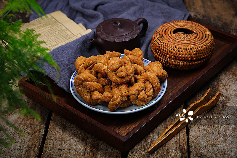 酥香美味磁器口麻花图片素材
