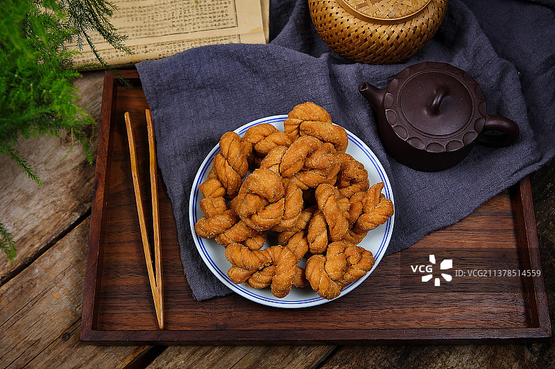 酥香美味磁器口麻花图片素材