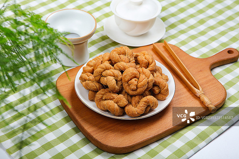 酥香美味磁器口麻花图片素材