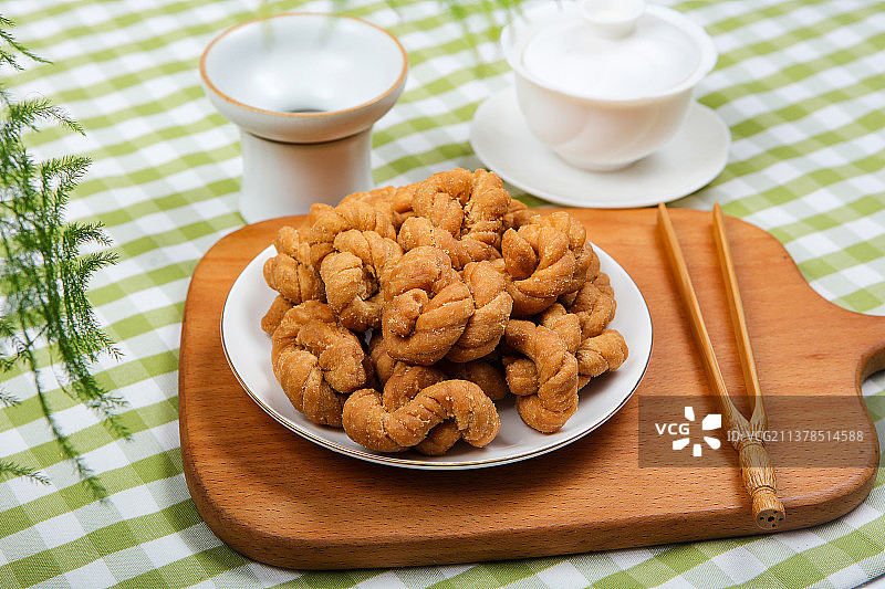 酥香美味磁器口麻花图片素材
