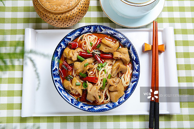 营养滋补肥肠面图片素材