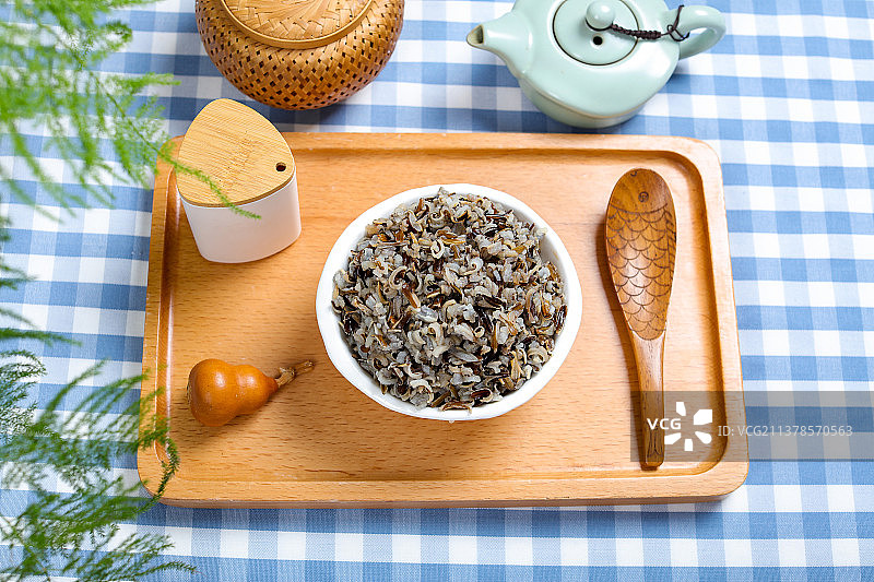 健康美味的菰米饭图片素材