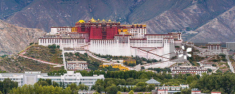 拉萨布达拉宫平视全景图图片素材