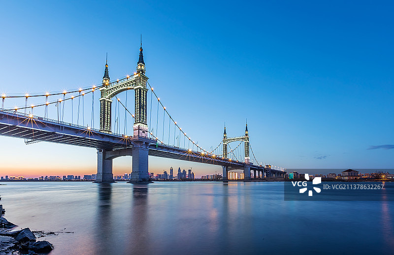 阳明滩大桥夜景图片素材