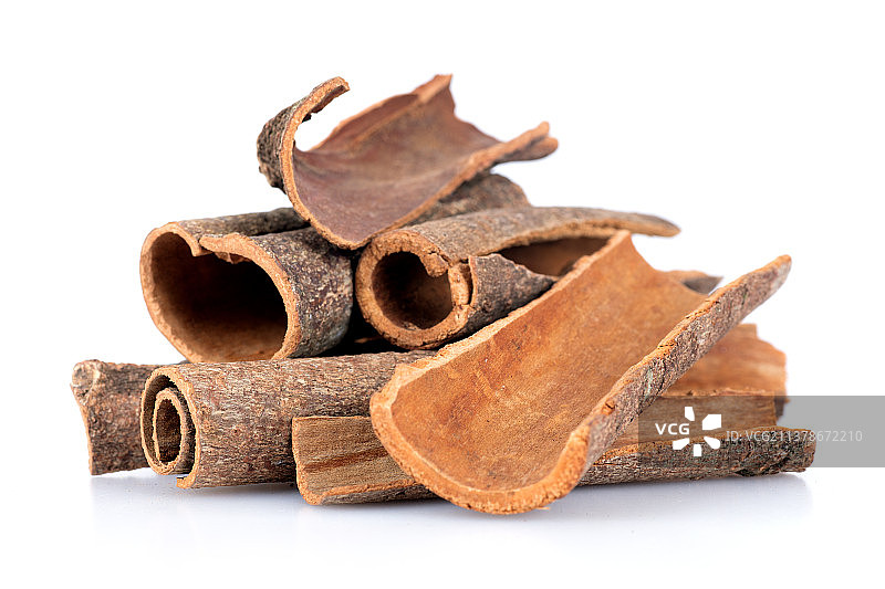 白背景上的桂皮图片素材