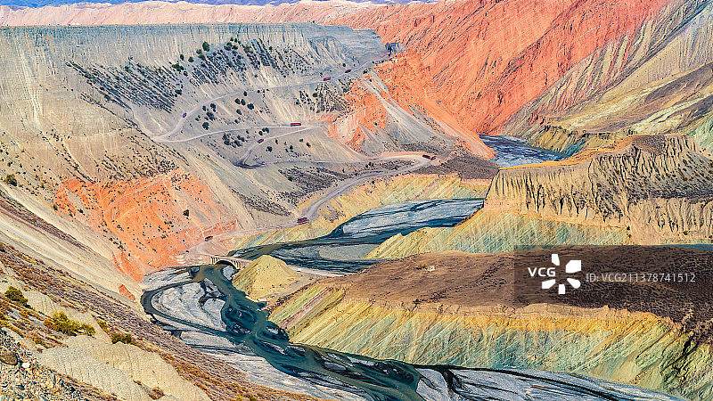 《调色板》+新疆沙湾县安集海镇图片素材