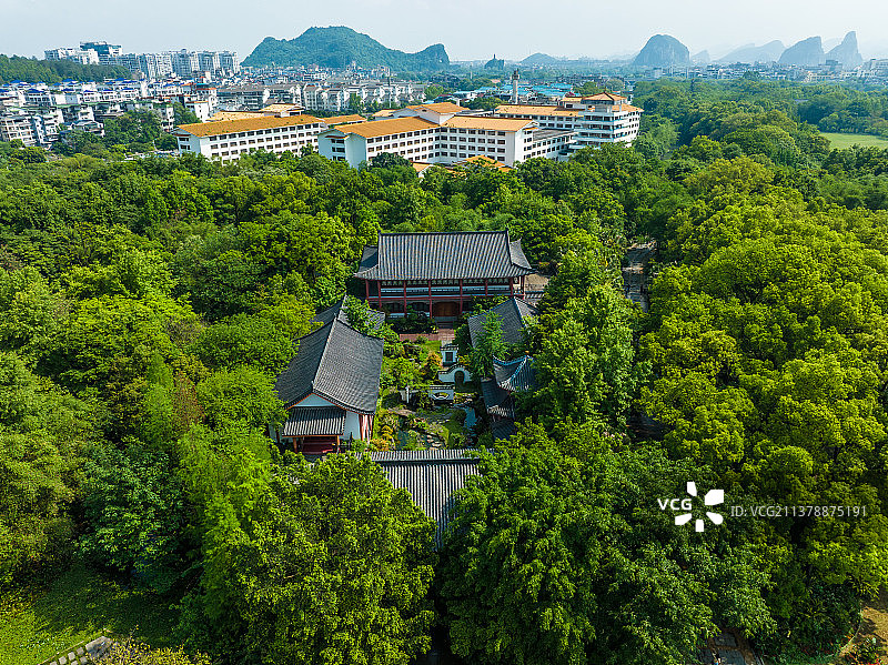 桂林桂林訾洲公园古建筑图片素材