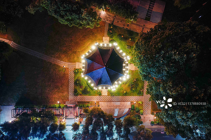 航拍武汉鹦鹉洲烟波亭夜景图片素材