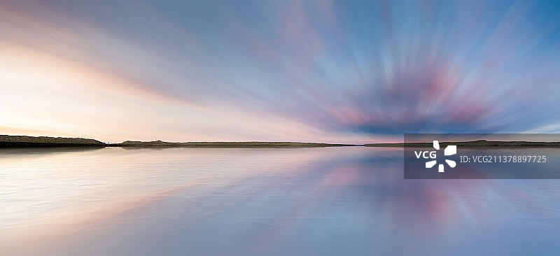 青海湖日出日落夕阳火烧云景观设计图片素材