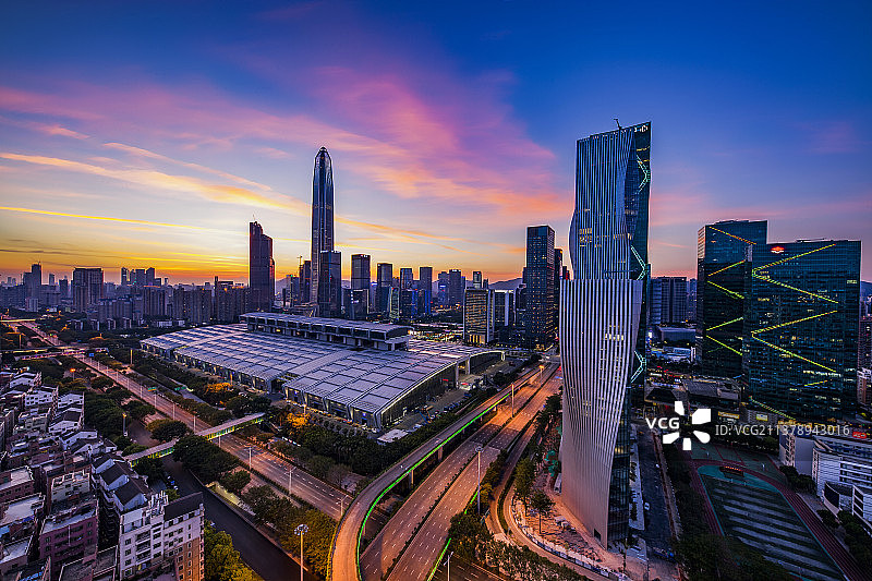 深圳福田CBD会展中心日落夜景图片素材