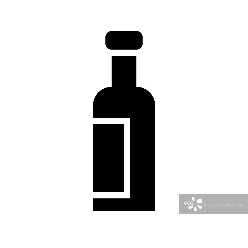 饮品或酒精玻璃瓶图片素材