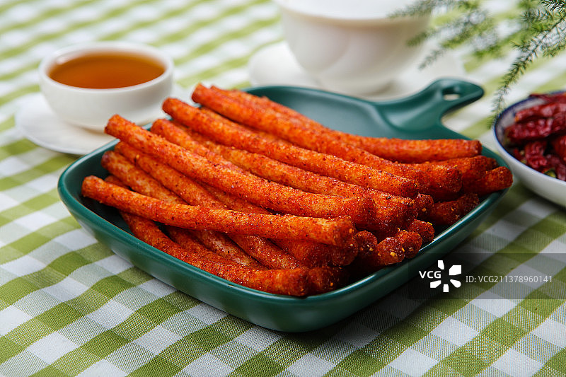 香辣诱人的辣条图片素材