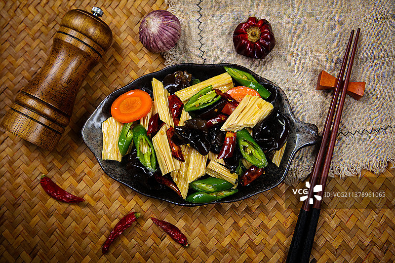 凉拌木耳腐竹图片素材