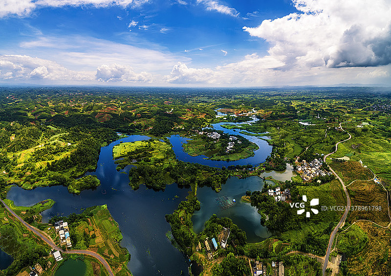 《生态家园》图片素材