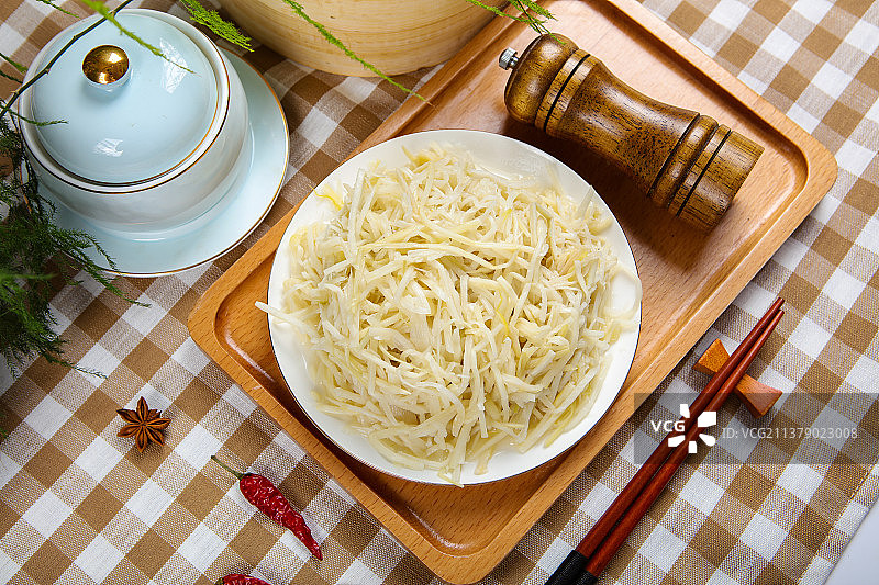 好吃劲脆的泡酸笋丝图片素材
